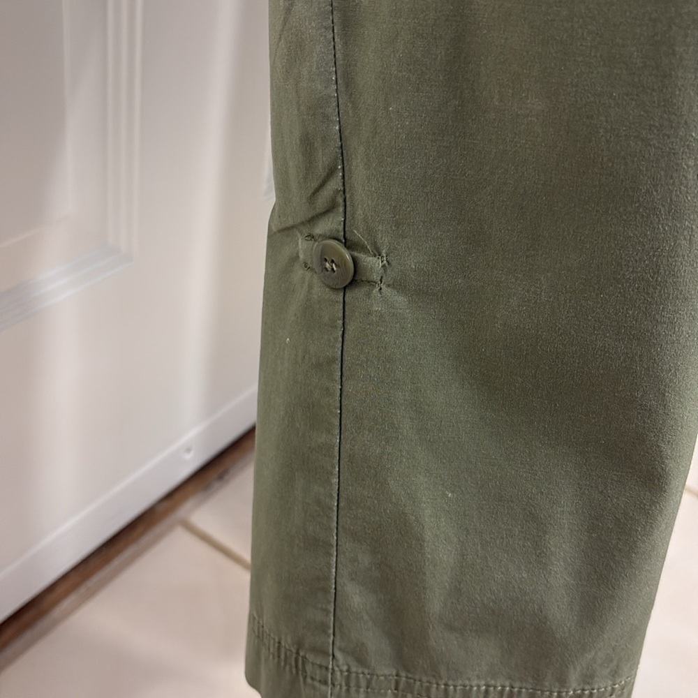 St. John's Bay Olive Green Hi Rise Pret Belted Wide Leg Utility Capris. Size 12 - Picture 3 of 14